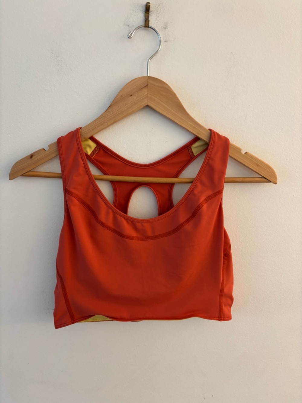 Arc’teryx Women’s Orange & Yellow Sports bra, size Medium, great condition!